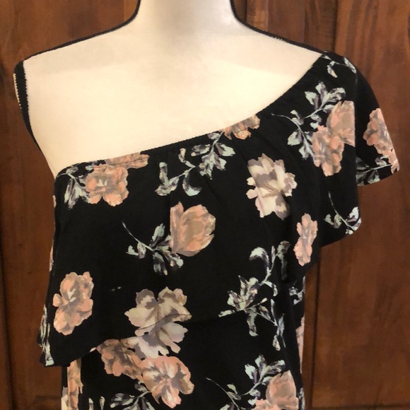 NEW Love Fire One Shoulder Floral Dress - Picture 5 of 7